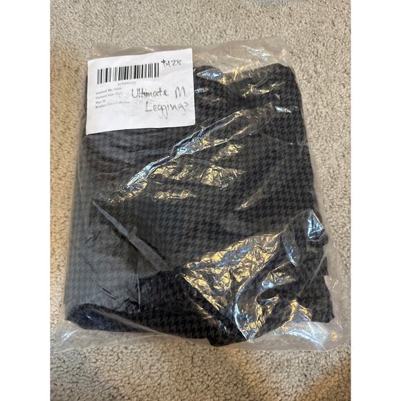 Hatch | The Ultimate Before, During, & After Crop Flare Pants - Picture 6 of 6